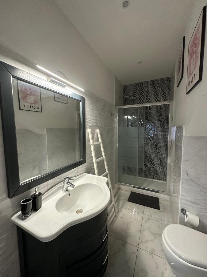 Celio 83 Luxury Apartamento Roma Exterior foto